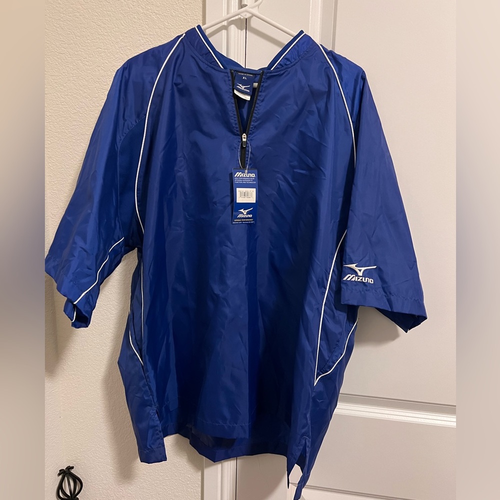 Mizuno Windbreaker